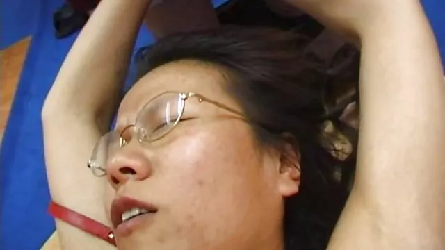 不可能不去看我嫂子的屁股