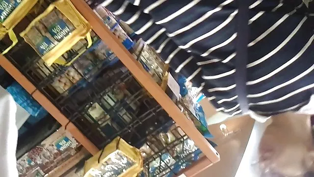 每當媽媽責罵我時，她都亂搞我！